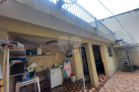 Casa à venda com 3 quartos, sendo 1 suíte, em Parque Santo Antônio, Guarulhos, SP