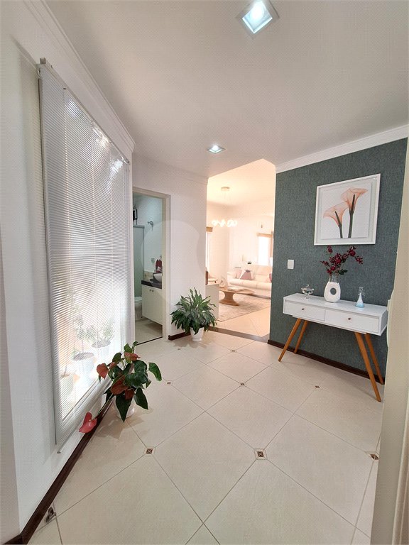 Casa à venda com 3 suítes no condomínio Residencial Villa Di Treviso, Vinhedo - SP
