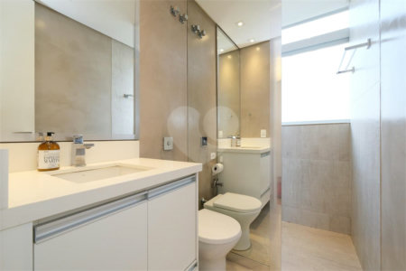 Apartamento para alugar com 3 quartos, sendo 1 suíte, em Pinheiros, São Paulo, SP