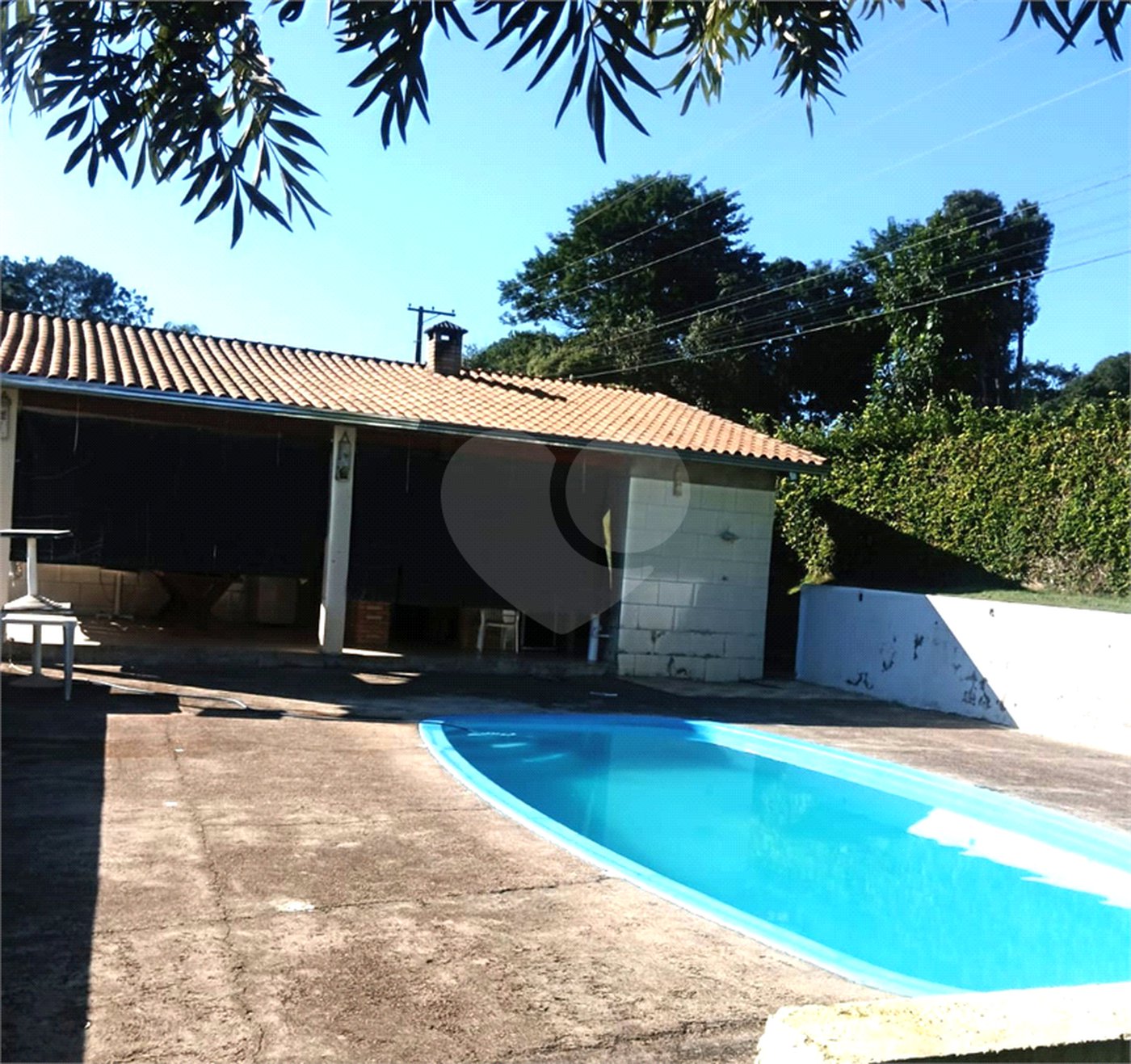 Chácara à venda com 3 suítes em Chácaras do Guacuri, Itupeva, SP