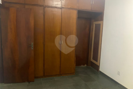 Casa à venda com 4 quartos, sendo 3 suítes, em Jardim Alvorada (zona Oeste), São Paulo, SP