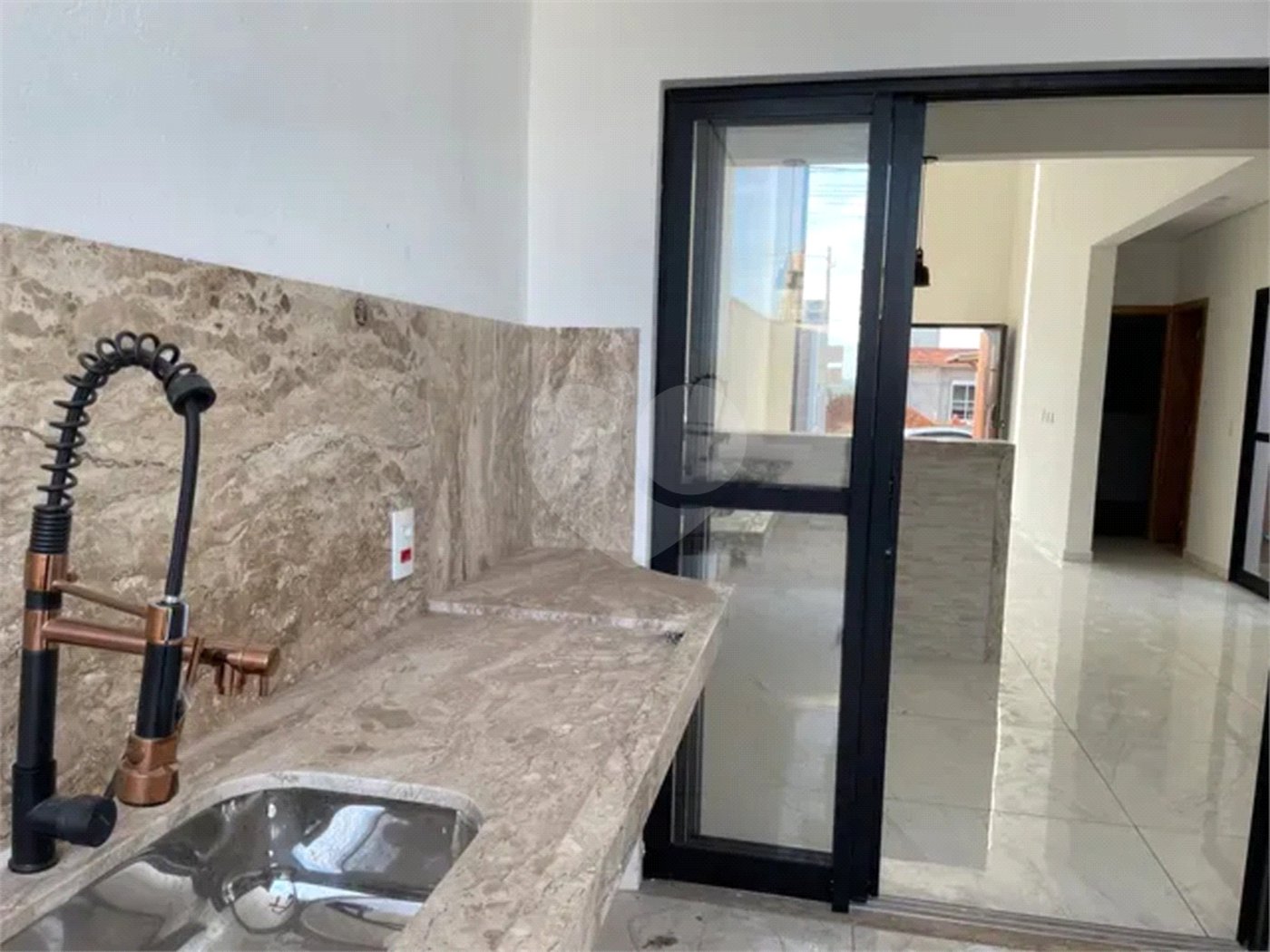 Casa à venda com 3 quartos, sendo 1 suíte, no condomínio Horto Florestal Villagio, Sorocaba - SP