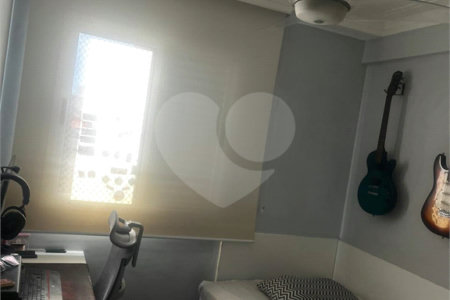 Apartamento à venda com 3 quartos, sendo 1 suíte,  em Mooca, São Paulo, SP