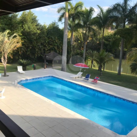 Casa à venda com 4 suítes no Centro, Guararema, SP