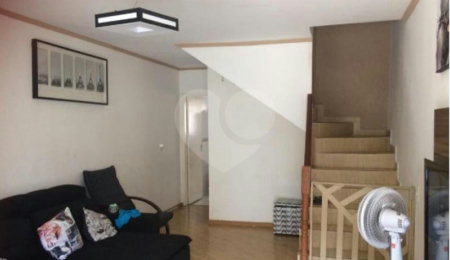 Sobrado à venda com 2 quartos em Tremembé, São Paulo, SP