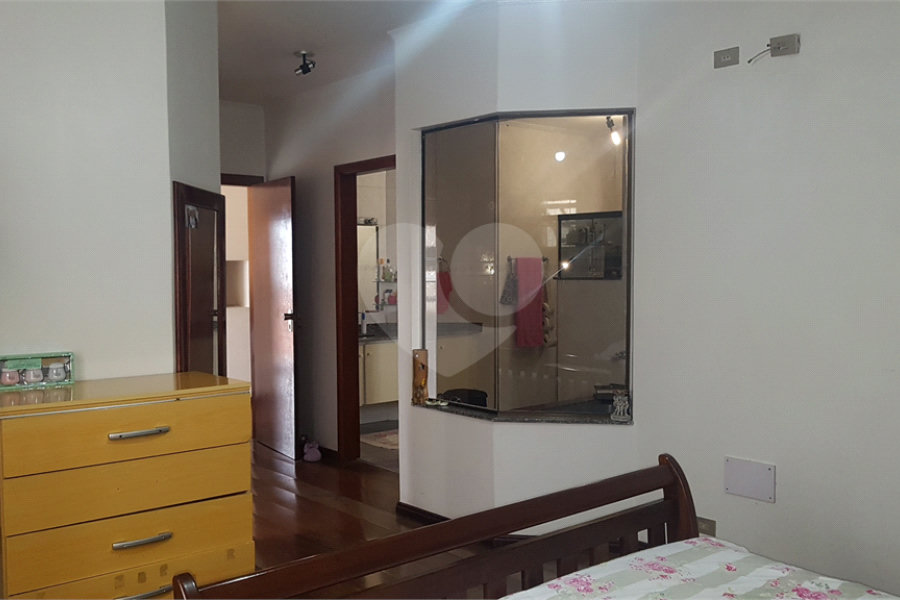 Sobrado à venda com 3 suítes em Jaçanã, São Paulo, SP