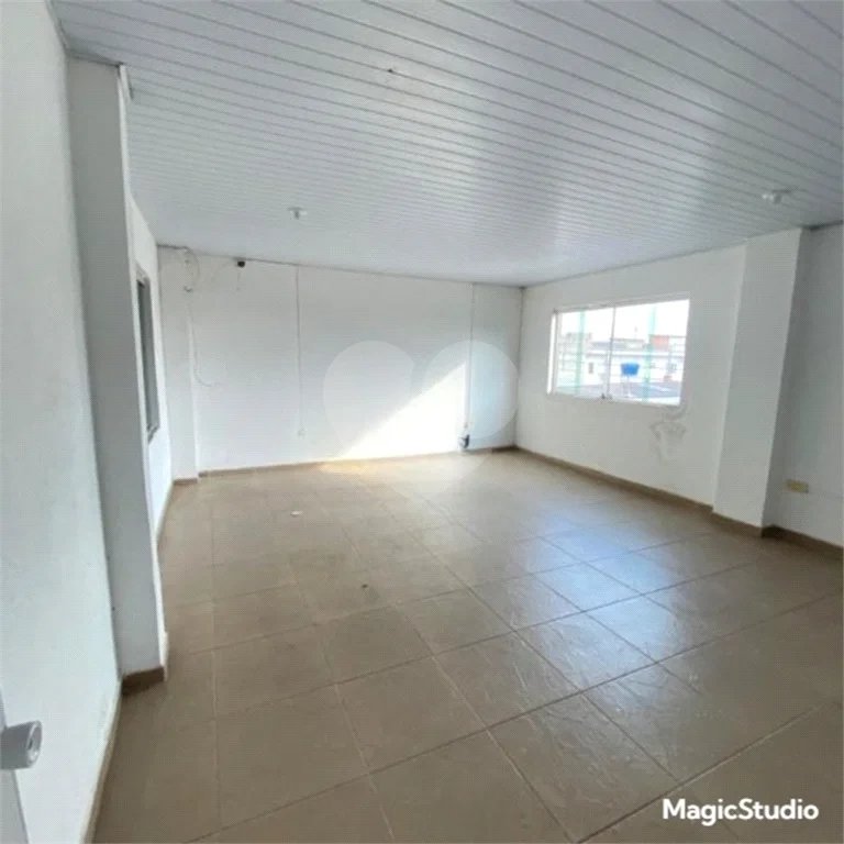 Galpão com 530m² , 3 banheiros , `venda em Guarulhos.