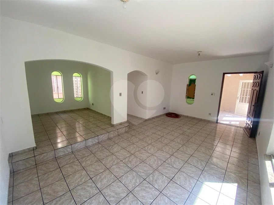 CASA TÉRREA NO CENTRO DE MOGI DAS CRUZES 193 m2— RESIDENCIAL OU COMERCIAL, 3 quartos ,1.200.000,00