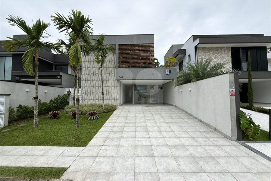 Casa à venda com 5 suítes em Riviera de São Lourenço, Bertioga, SP