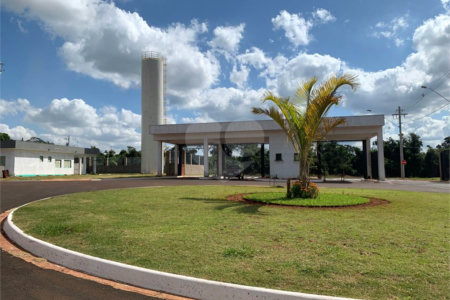 Terreno contendo 250,00 m² de área .