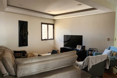 APTO 4 DORM (SUÍTES) E 5 GARAGENS NA SAÚDE