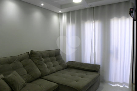Sobrado à venda com 3 quartos, sendo 1 suíte, em João Aranha, Paulínia, SP