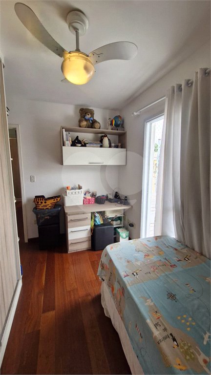 Sobrado à venda com 2 suítes em Vila Constança, São Paulo, SP