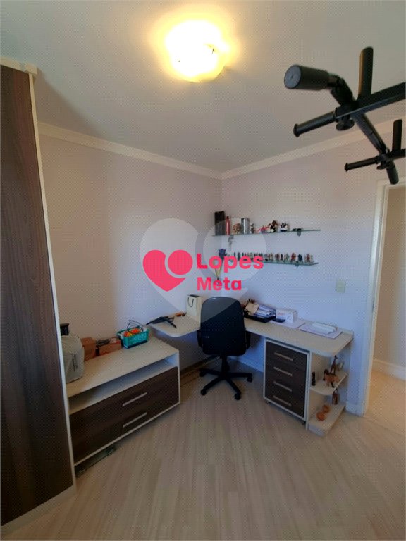 Apartamento à venda com 3 quartos, sendo 1 suíte, em Jardim das Indústrias, São José dos Campos, SP