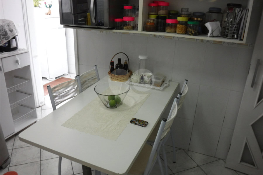 Apartamento à venda com 2 quartos, sendo 1 suíte, em Boqueirão, Santos, SP