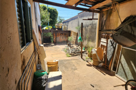 Casa à venda com 2 quartos em Jardim Brasil (vila Xavier), Araraquara, SP