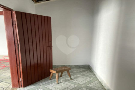 Casa à venda com 2 quartos em Rio Pequeno, São Paulo, SP