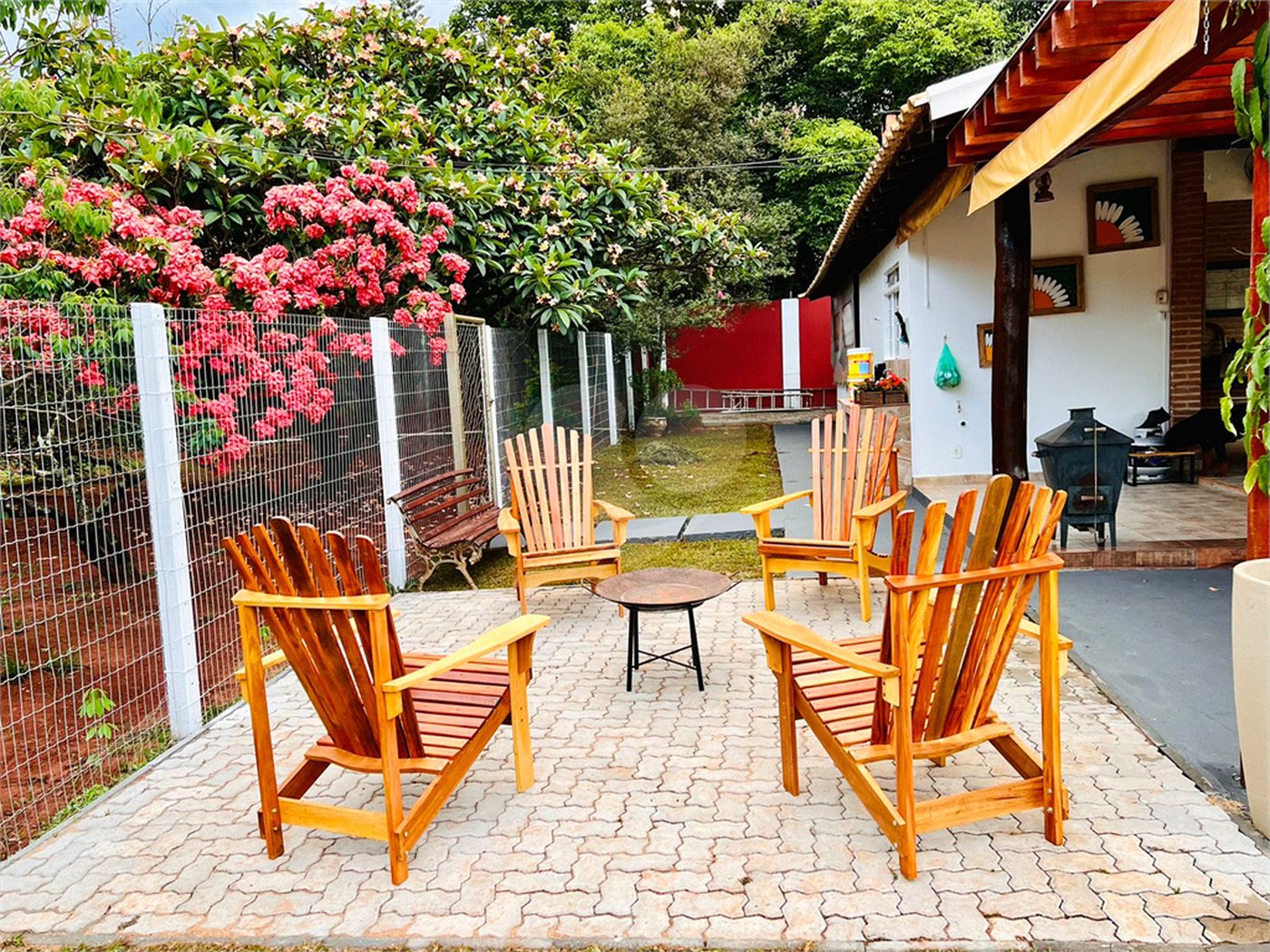 Chácara à venda com 6 quartos, sendo 1 suíte, em Parque Planalto, Araraquara, SP