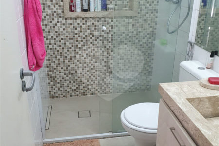 Apartamento à venda com 3 quartos, sendo 1 suíte,  em Mooca, São Paulo, SP