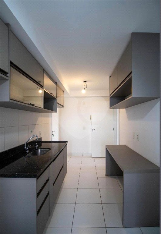 Apartamento à venda ou para alugar com 3 quartos, sendo 1 suíte, em Jardim Vazani, São Paulo, SP