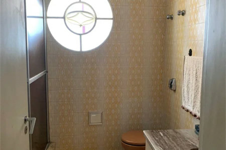 Casa à venda com 4 quartos, sendo 1 suíte, em Caxingui, São Paulo, SP