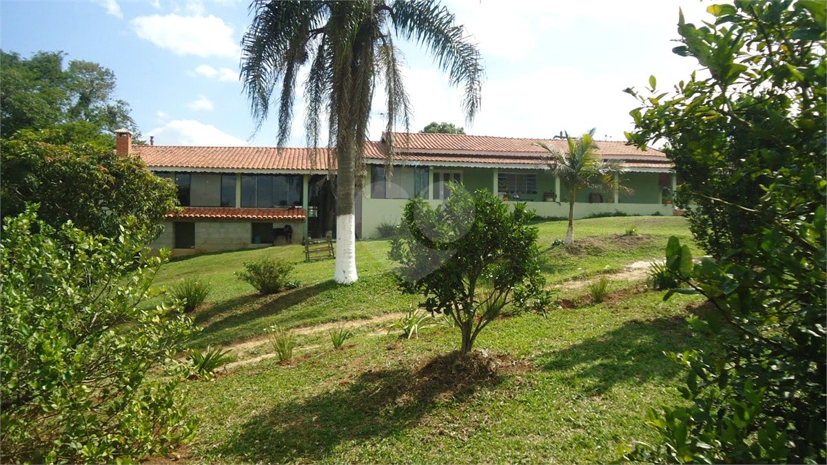 Chácara à venda com 3 quartos, sendo 1 suíte,  em Planalto Verde, São Roque, SP