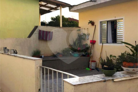 Casa à venda com 7 quartos, sendo 1 suíte, em Aliança, Osasco, SP