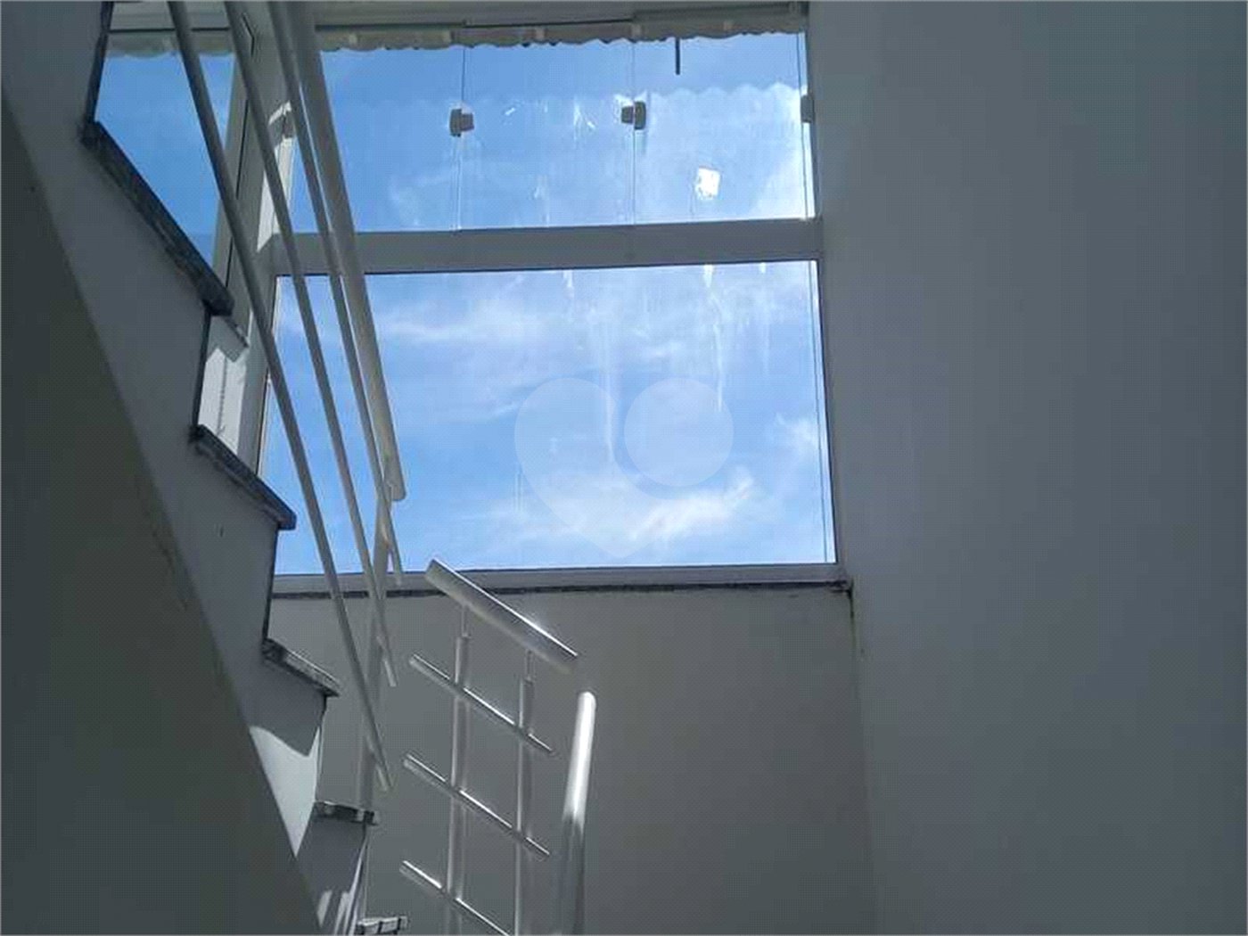 Casa à venda com 4 quartos, sendo 2 suítes,  no condomínio Jardim Imperador, Igaratá - SP