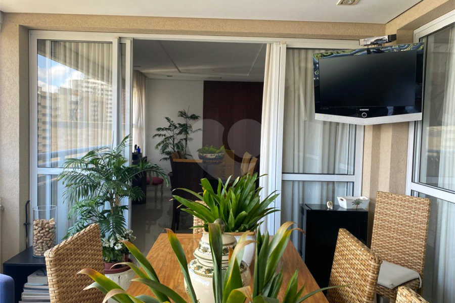 Apartamento à venda com 4 suítes em Morumbi, São Paulo, SP
