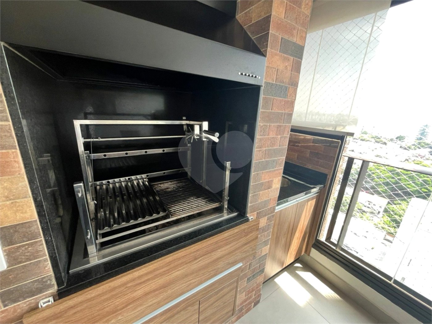 Apartamento à venda com 3 suítes em Campo Belo, São Paulo, SP