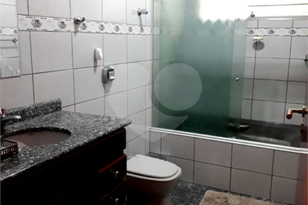 Casa à venda com 3 quartos, sendo 1 suíte, em Vila São Caetano, Sorocaba, SP