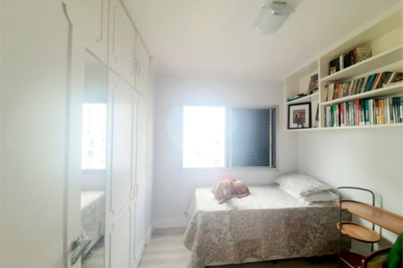 Apartamento à venda com 3 quartos em Moema, São Paulo, SP