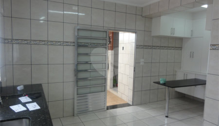 Sobrado à venda com 3 suítes em Água Fria, São Paulo, SP
