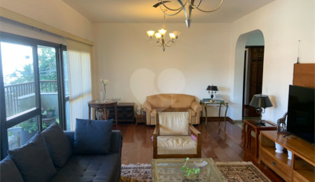 Apartamento à venda com 4 quartos, sendo 3 suítes,  em Pinheiros, São Paulo, SP