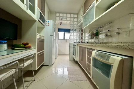 Apartamento à venda com 3 quartos, sendo 1 suíte, em Santa Teresinha, São Paulo, SP