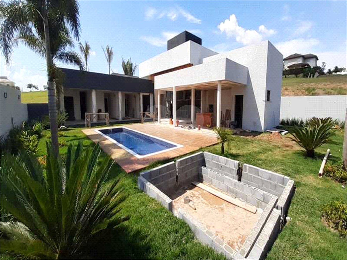 Casa à venda com 4 suítes no condomínio Saint Patrick, Sorocaba - SP