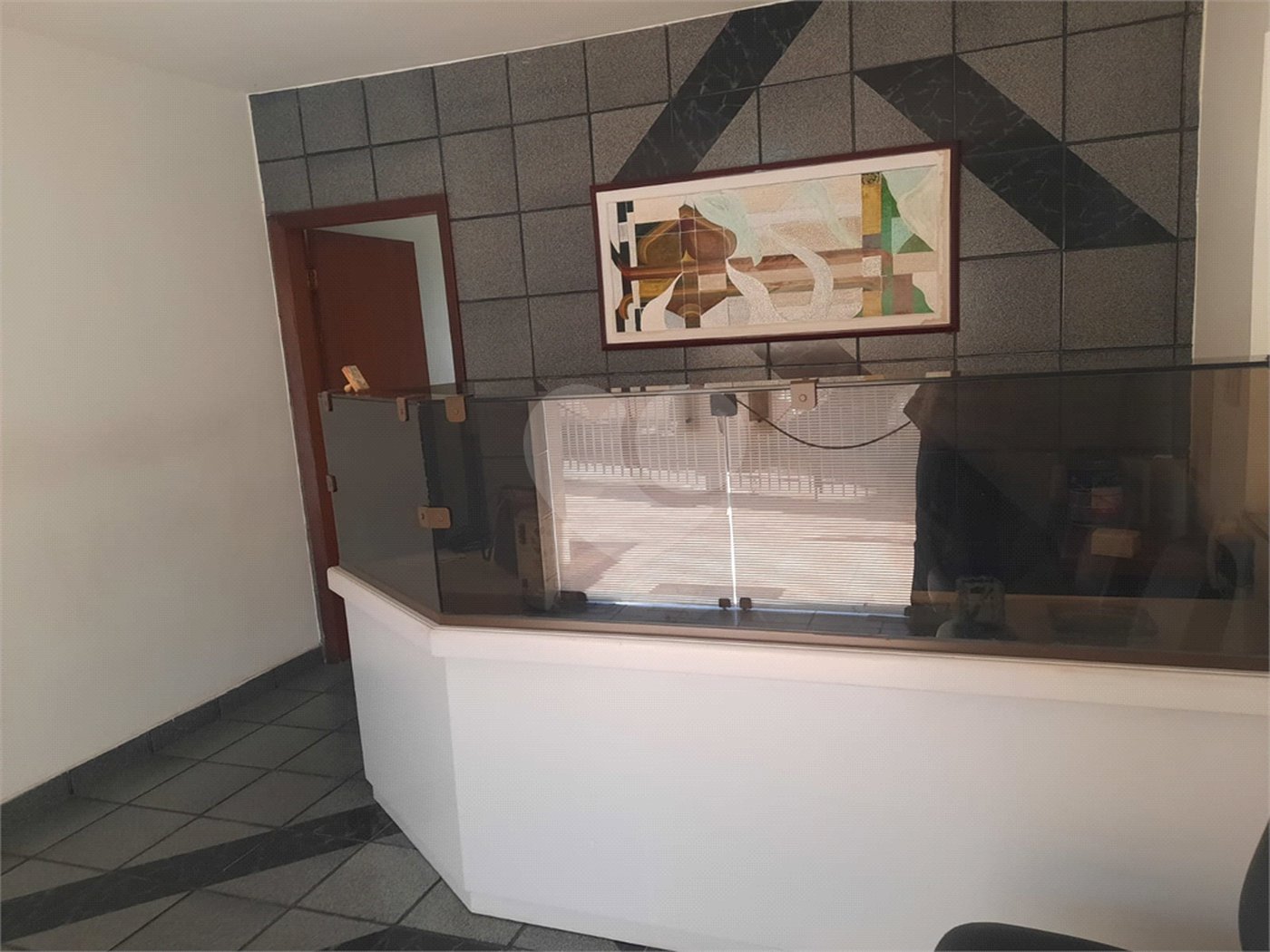 Sobrado à venda ou para alugar com 8 quartos, sendo 2 suítes, em Santo Amaro, São Paulo, SP