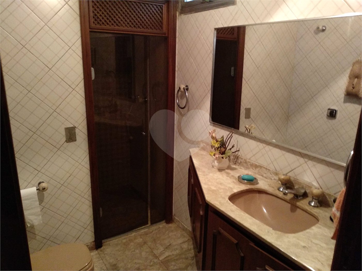 Sobrado à venda com 3 quartos, sendo 2 suítes,  em Brooklin Velho, São Paulo, SP