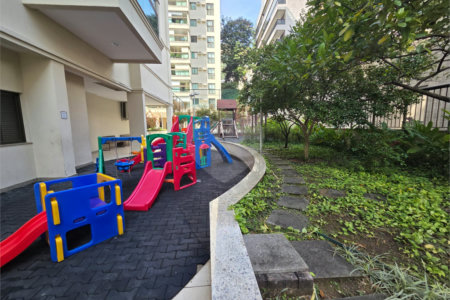 Cobertura à venda ou para alugar com 4 quartos, sendo 1 suíte,  em Tijuca, Rio de Janeiro, RJ