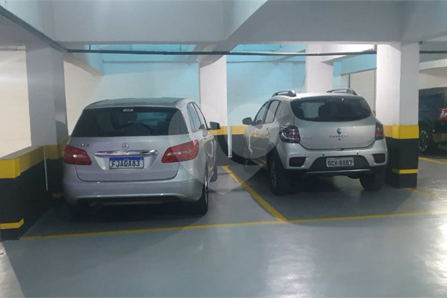 Apartamento à venda com 4 quartos, sendo 3 suítes,  em Perdizes, São Paulo, SP