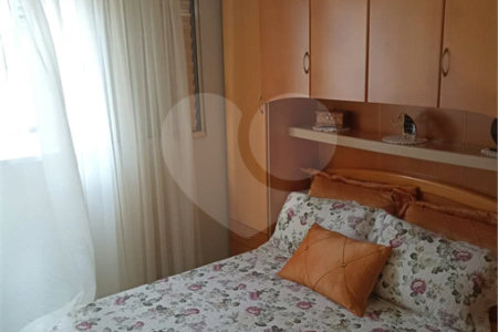 Casa à venda com 3 quartos, sendo 2 suítes, em Vila Flávio, Mogi das Cruzes, SP