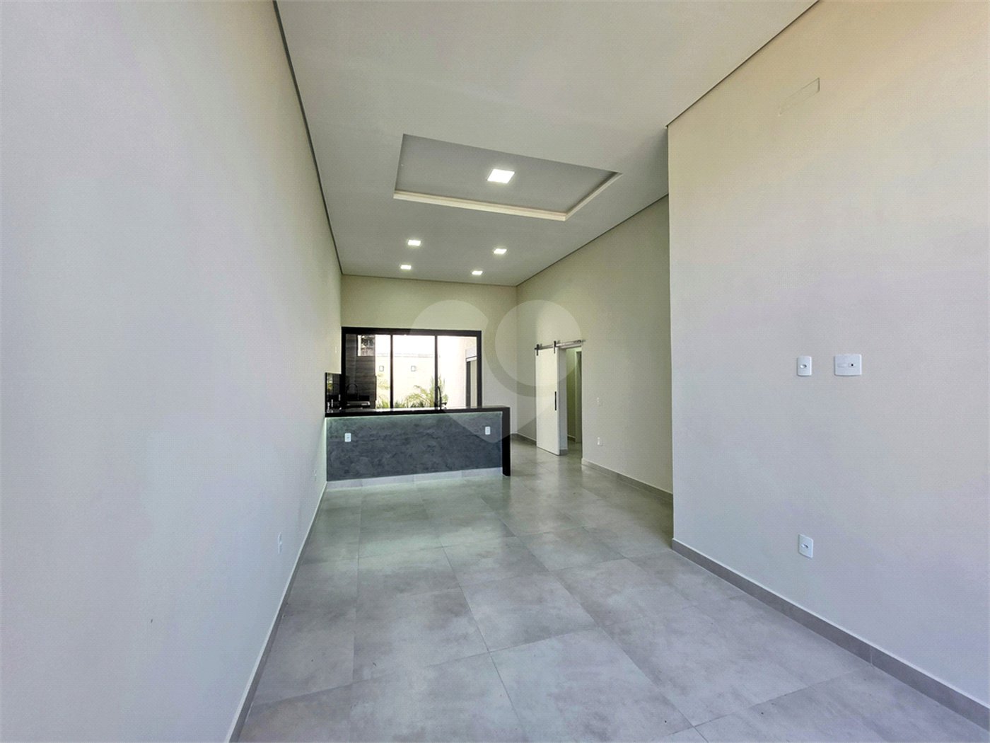 Casa à venda com 3 quartos, sendo 1 suíte, no condomínio Golden Park Residence, Sorocaba - SP