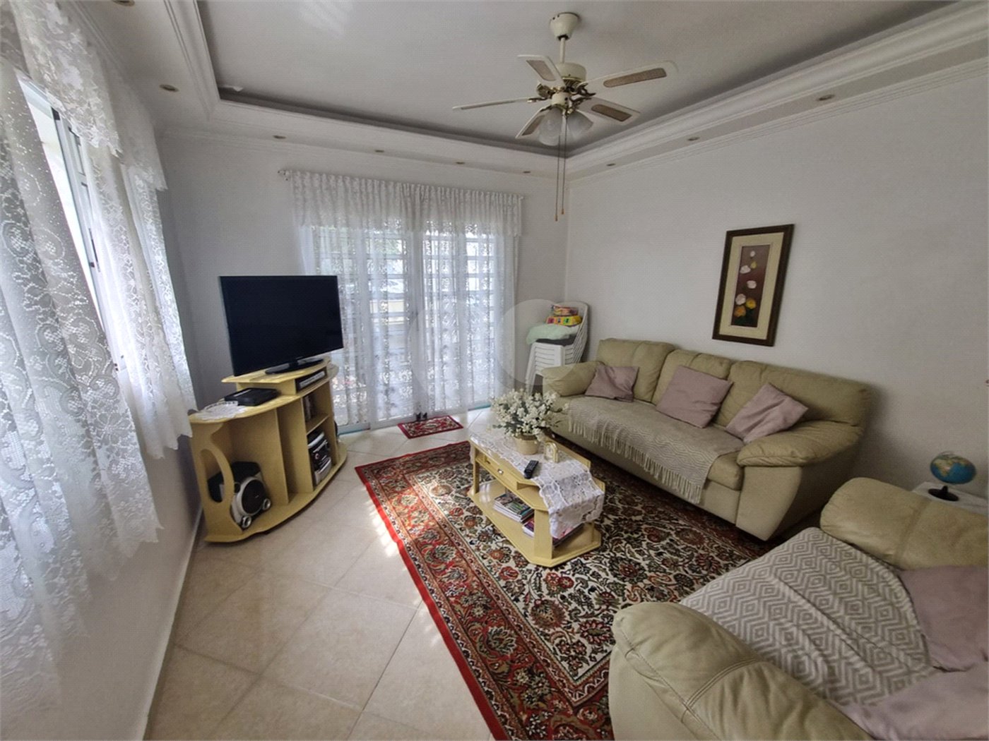 Casa à venda com 4 quartos, sendo 1 suíte,  em Vila Clementino, São Paulo, SP