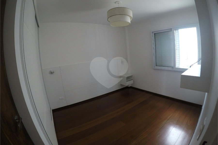Apartamento para alugar com 2 quartos, sendo 1 suíte, em Campo Belo, São Paulo, SP