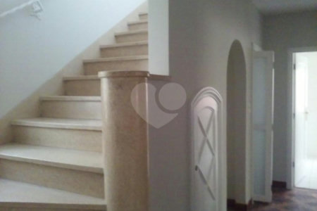Casa à venda com 4 quartos, sendo 1 suíte, em Jardim Paulista, São Paulo, SP