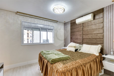 Apartamento à venda com 4 suítes em Vila Sofia, São Paulo, SP