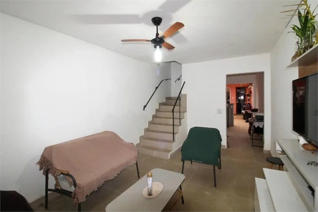 Casa à venda com 2 quartos em Jardim Rizzo, São Paulo, SP