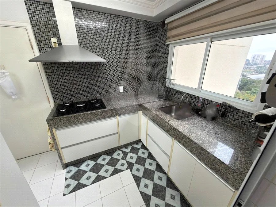 Apartamento à venda com 3 suítes em Jardim Marajoara, São Paulo, SP