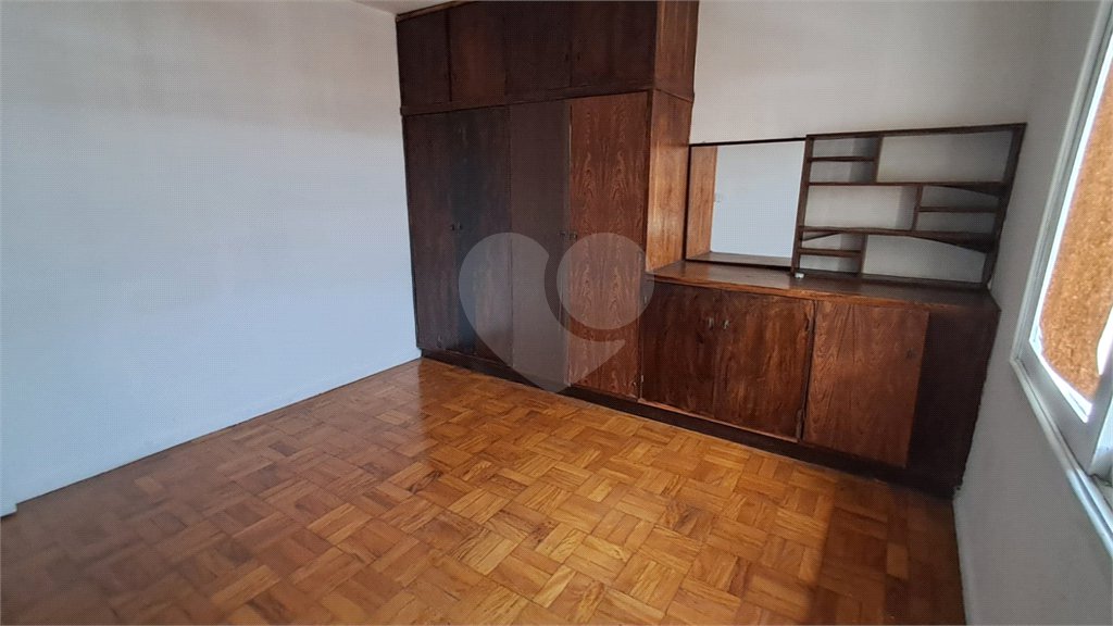 Sobrado à venda com 3 quartos em Água Fria, São Paulo, SP