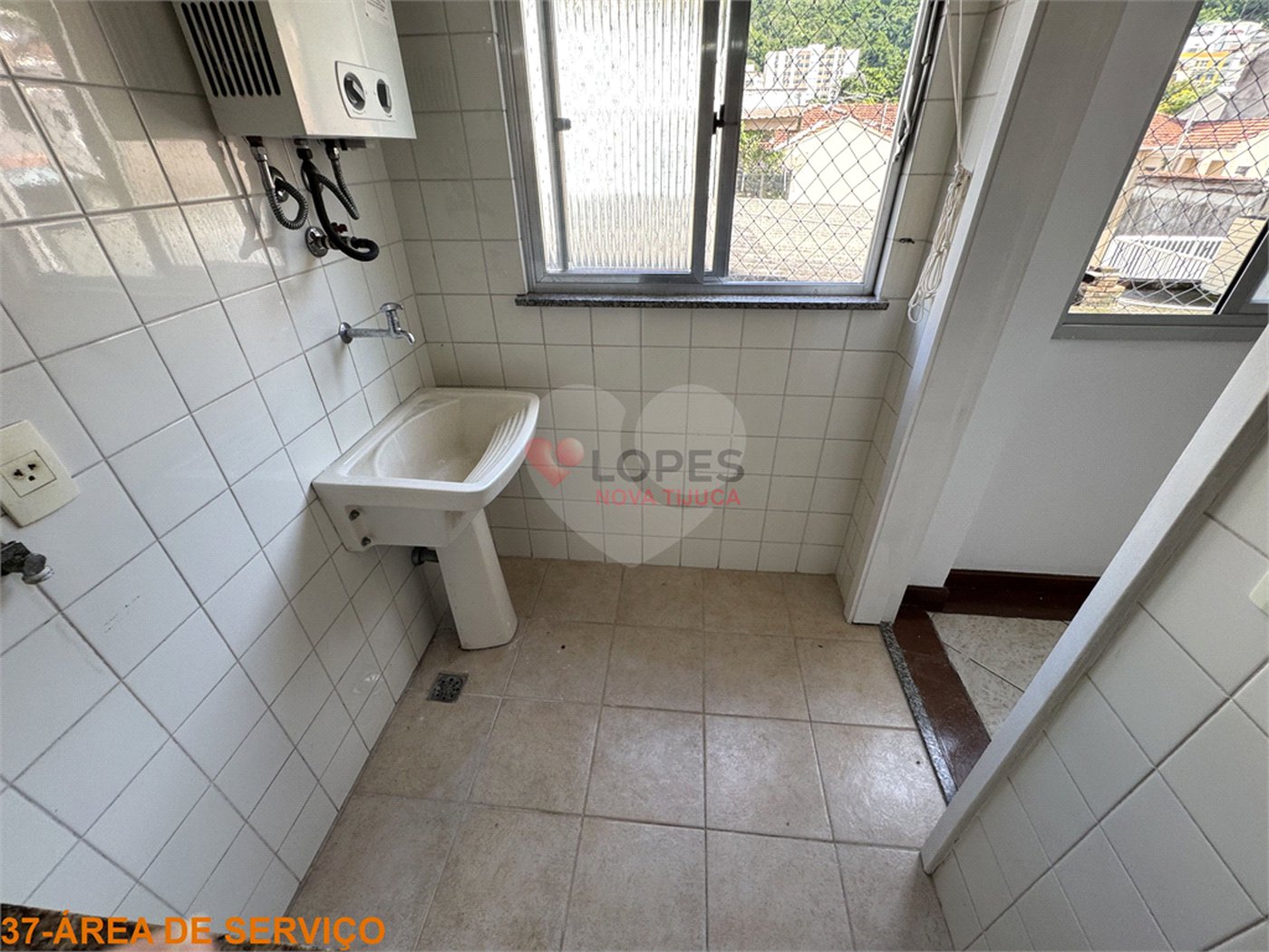Apartamento à venda com 3 quartos, sendo 1 suíte, em Grajaú, Rio de Janeiro, RJ